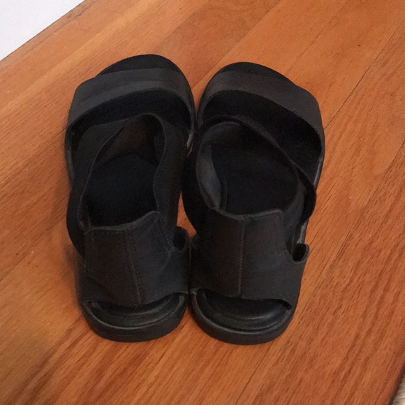 Sorel sandals - Picture 2 of 5